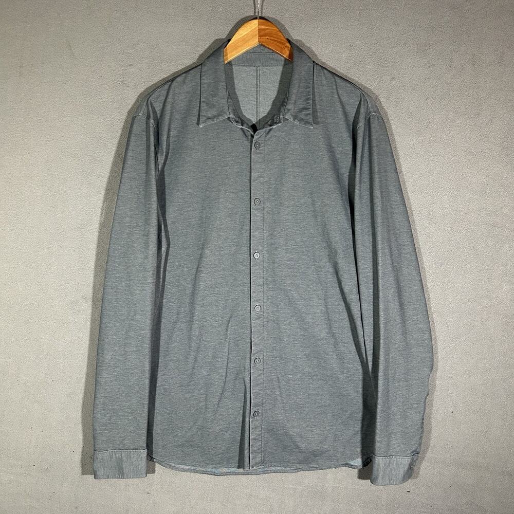 Lululemon Men’s Gray Long Sleeve Button Up Shirt Stretch 23” Pit to Pit Large